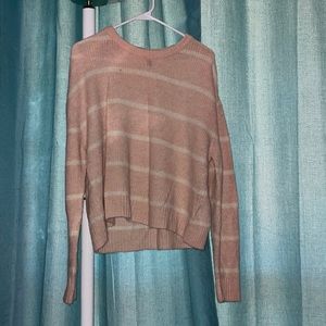•pink/white striped sweater•